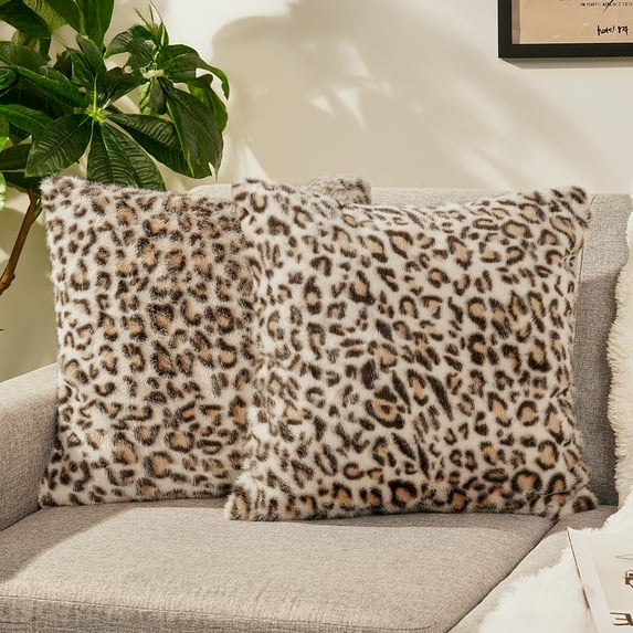 Sanmadrola Decorative Throw Pillow Covers 18x18 Plush Leopard Faux Rabbit Fur Cozy Super Soft Luxury Set of 2 Throw Pillow Cover for Christmas Sofa Couch Bed Living Room Home Decor
