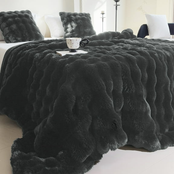 Sanmadrola Throw Blanket Faux Fur for Couch, Fuzzy Soft Plush Thick Bubble Blanket for Sofa Bedroom Living Room 60''x 80'' Gray