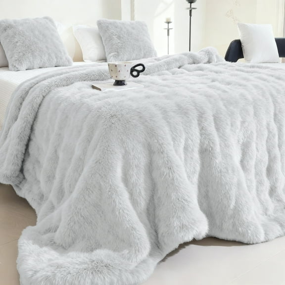 Sanmadrola Throw Blanket Faux Fur for Couch, Fuzzy Soft Plush Thick Bubble Blanket for Sofa Bedroom Living Room 60''x 80'' White
