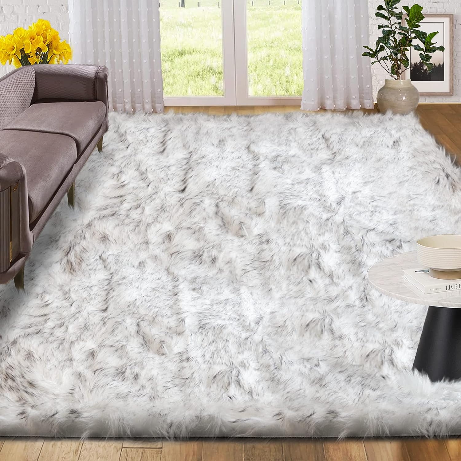 Sanmadrola Ultra Soft Faux Sheepskin Fur Shaggy Carpet, Plush 6x9 ft