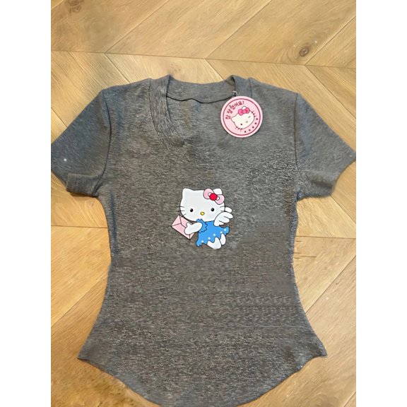 Sanrio hellokitty cotton inside-out positive shoulder t-shirt Women's short-sleeved Slim Sweet and Spicy wind bottoming shirt to