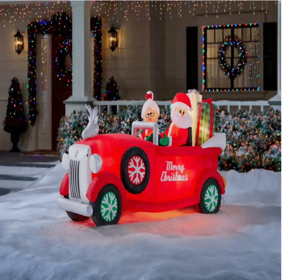 7.5' Large Airblown Gemmy Inflatable: Santa & Mrs Claus Driving Scene ...