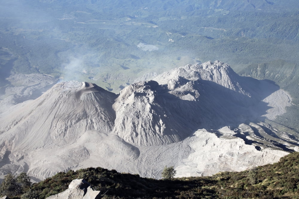 Santiaguito dome complex Santa Maria volcano Guatemala Canvas Art - Richard RoscoeStocktrek Images (18 x 12)