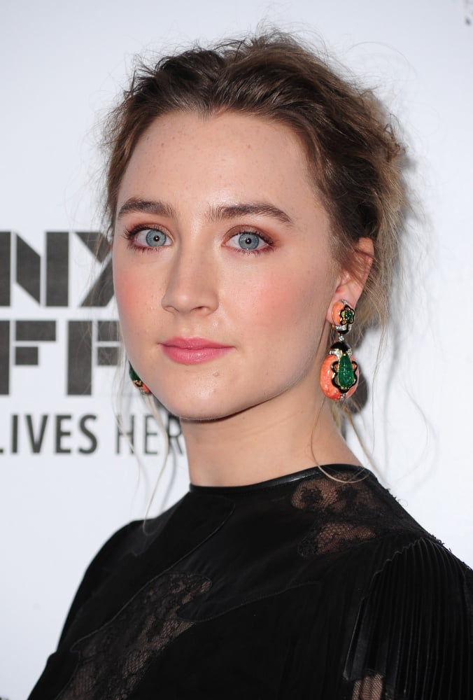Saoirse Ronan At Arrivals For Brooklyn Premiere At Nyff Canvas Art - (16 x 20)