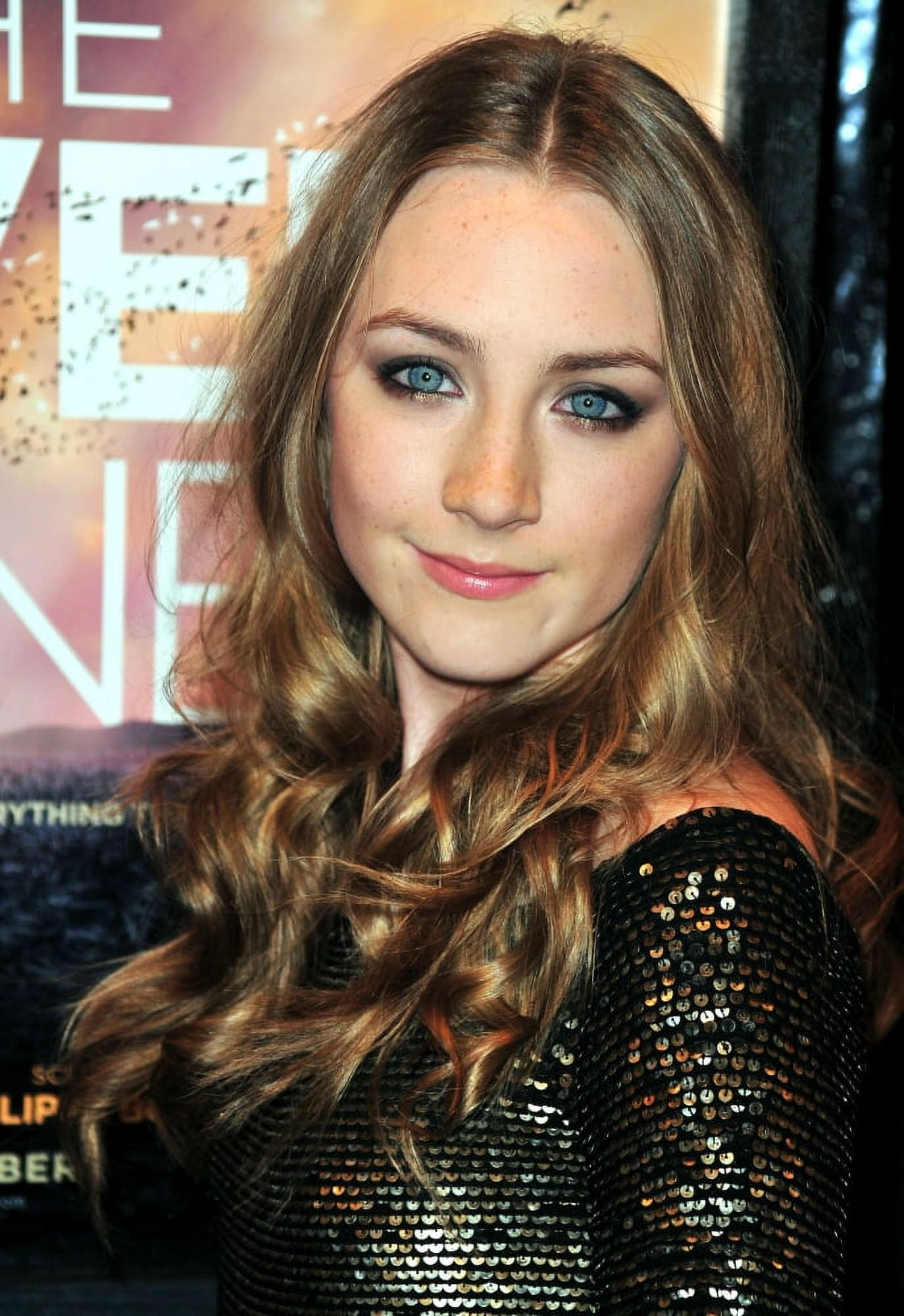 Saoirse Ronan At Arrivals For The Lovely Bones Premiere Canvas Art - (16 x 20)