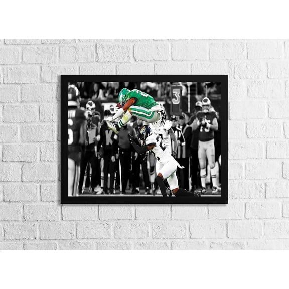 Saquon Barkley Reverse Hurdle Philadelphia Eagles 8"X10" Black, Unframed Poster