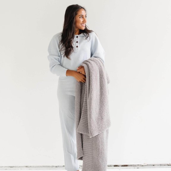 Saranoni BamboniĀ® Throw Blankets