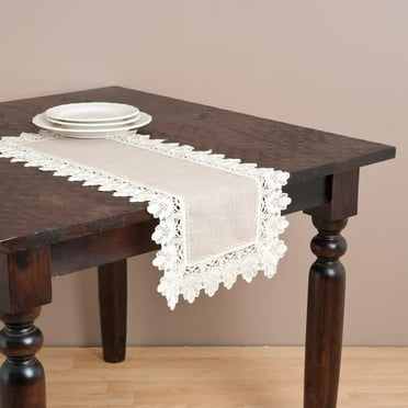 Saro Lifestyle Lace Trimmed Table Runner