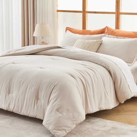 Sasttie Queen Comforter Set Beige, 3 Piece Solid Bedding for All Seasons, Soft and Breathable Down Alternative Bed Set with 2 Pillowshams