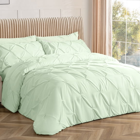 Sasttie Queen Size Comforter Set, 7-Piece Bed in a Bag, Pintuck Bedding Sets for All Season, Mint