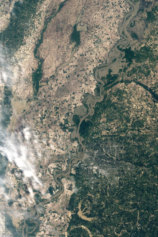 Satellite image of flood waters in Memphis Tennesse Canvas Art - Stocktrek Images (23 x 34)