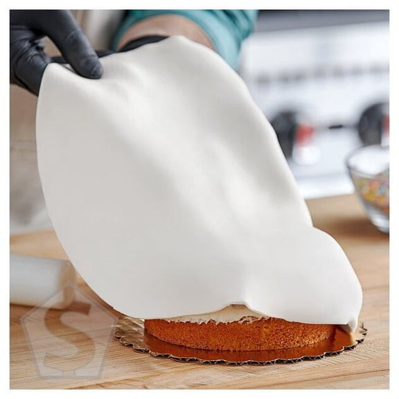 Satin Ice 20 lb. White Vanilla Rolled Fondant Icing - 2/Case