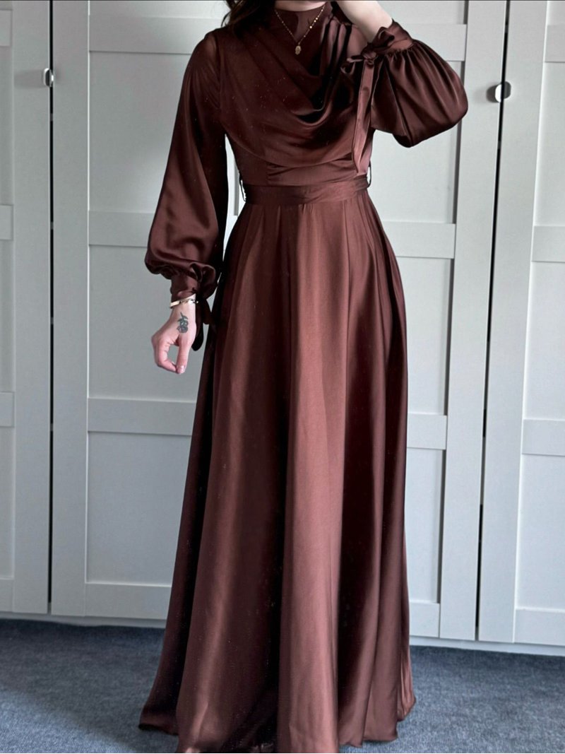 long sleeve ocassion dresses Avery Long Sleeve Maxi Dress / Black | MESHKI