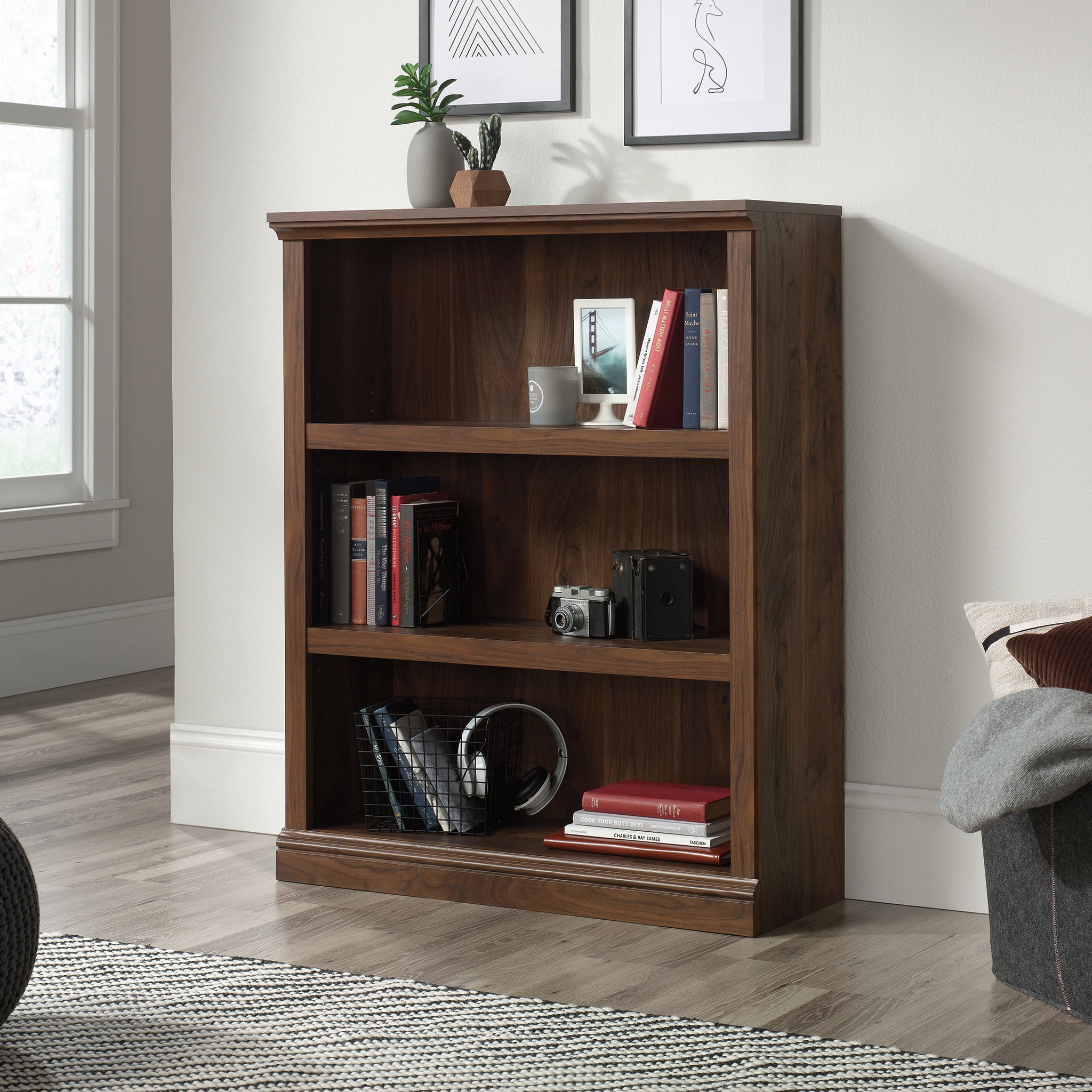 Adjustable Grand Walnut 3-Shelf Bookcase