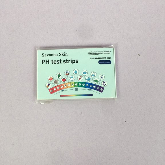 Savanna Skin PH test strips Fast & Accurate Water pH Indicator - Color Chart Included for Easy Reading