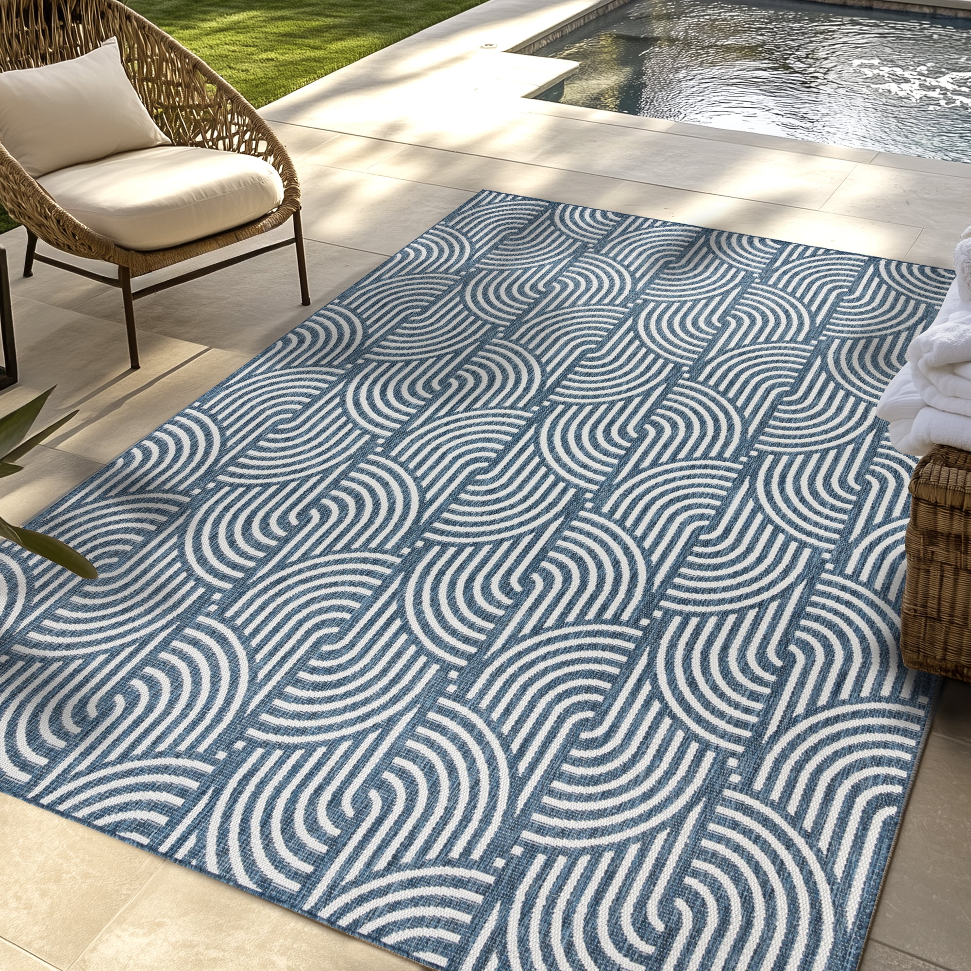 Savara Nima Indoor/ Outdoor Polypropylene Navy Flat Weave Area Rug, 5x8