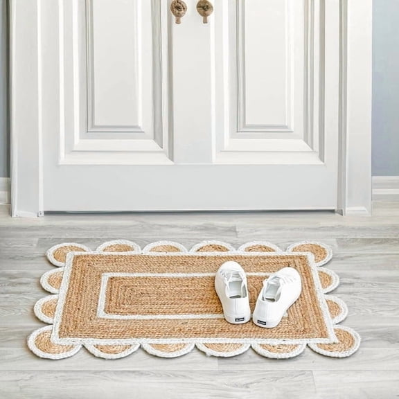 Scalloped Natural Jute Area Rug, Natural Base Off White Trim, 2'x3'