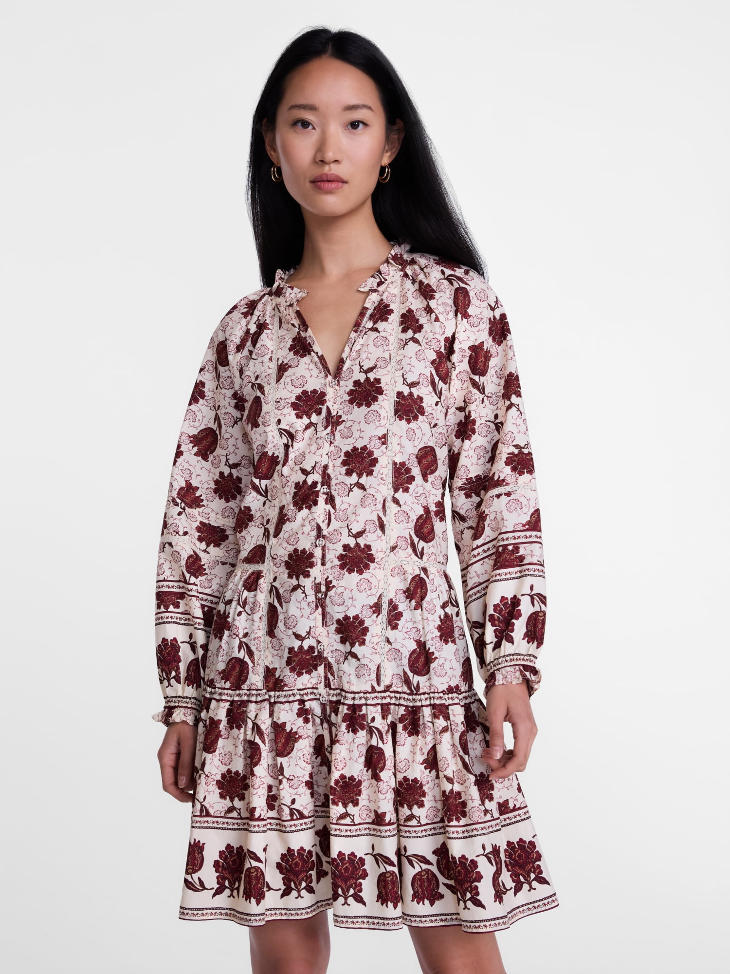 Scenario Women's and Women's Plus Tiered Hem Dress with Long Sleeves, Sizes XS-4X