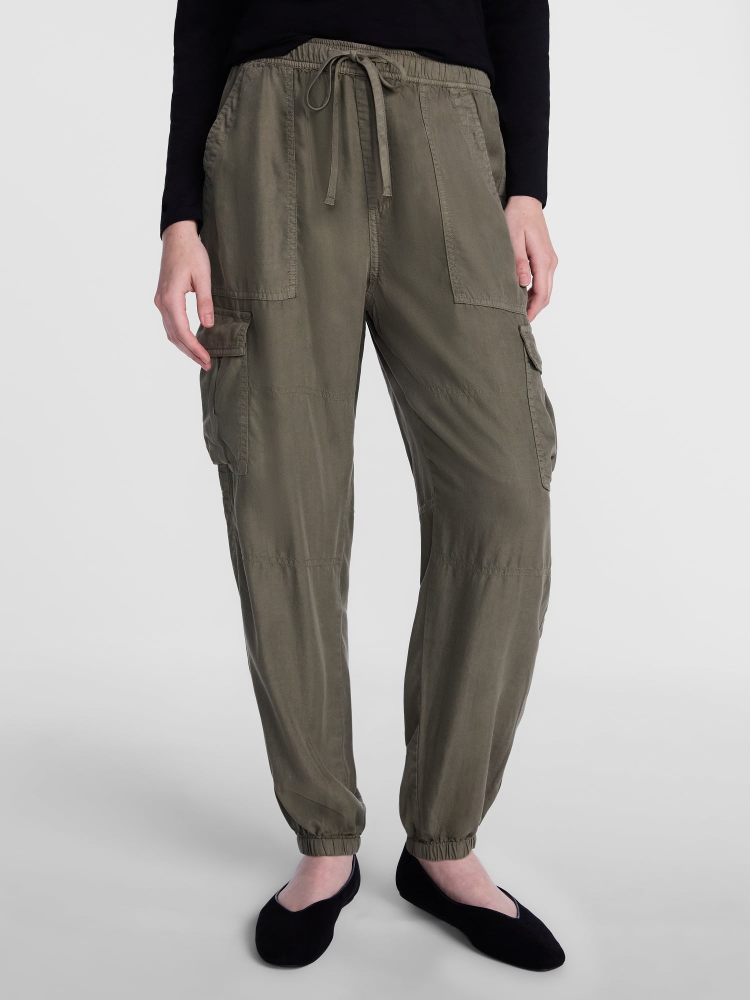 Scenario Women's Soft Fluid Cargo Joggers, 28" Inseam, Sizes XS-XXXL