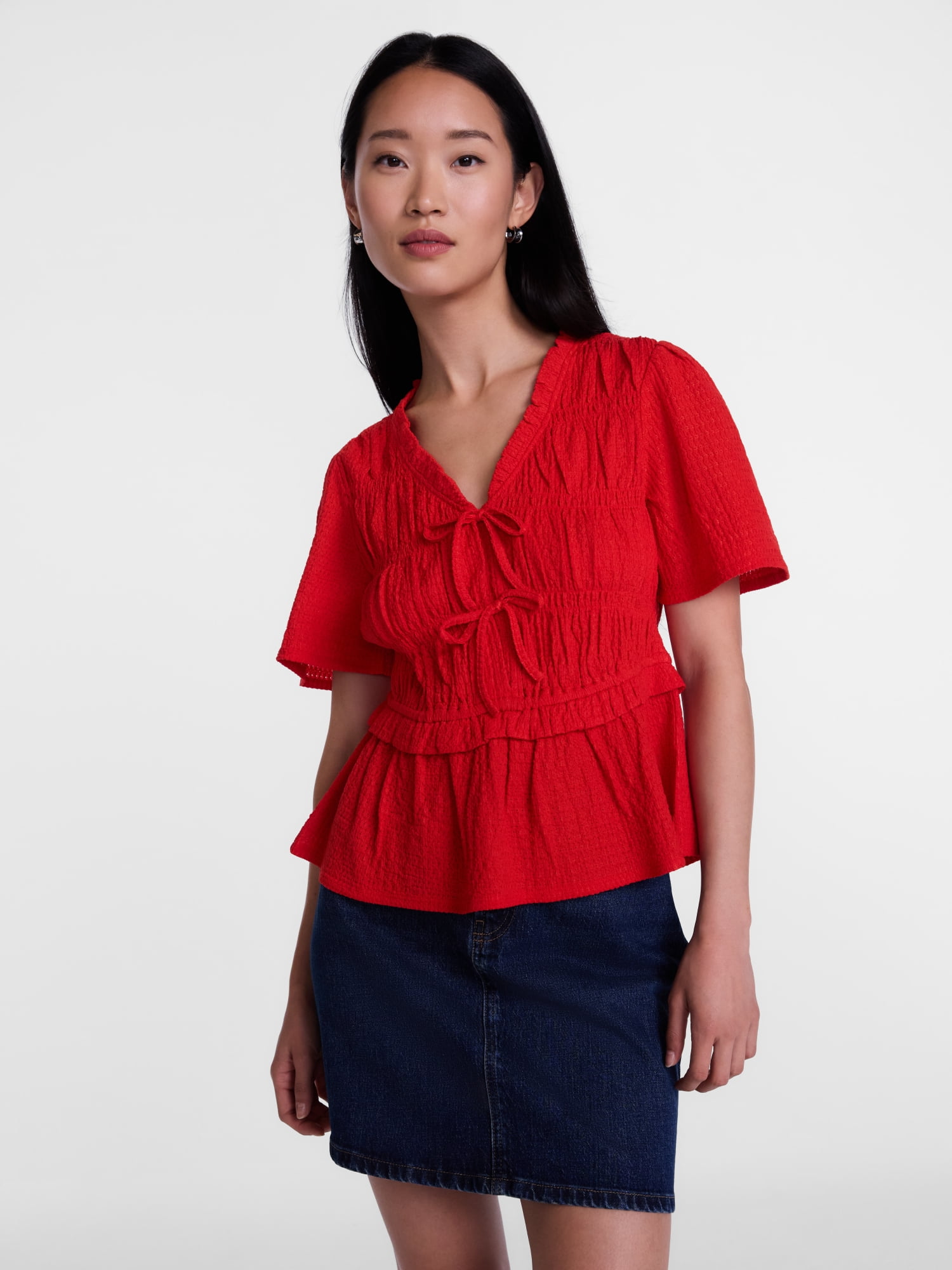 Scenario Women's and Women's Plus Textured Tie Front Top, Sizes XS-4X