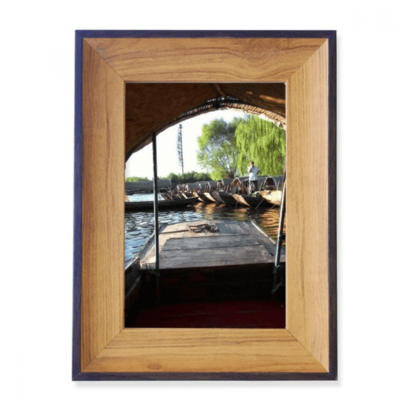 Scene Of Outside Photo Frame Exhibition Display Art Desktop Painting