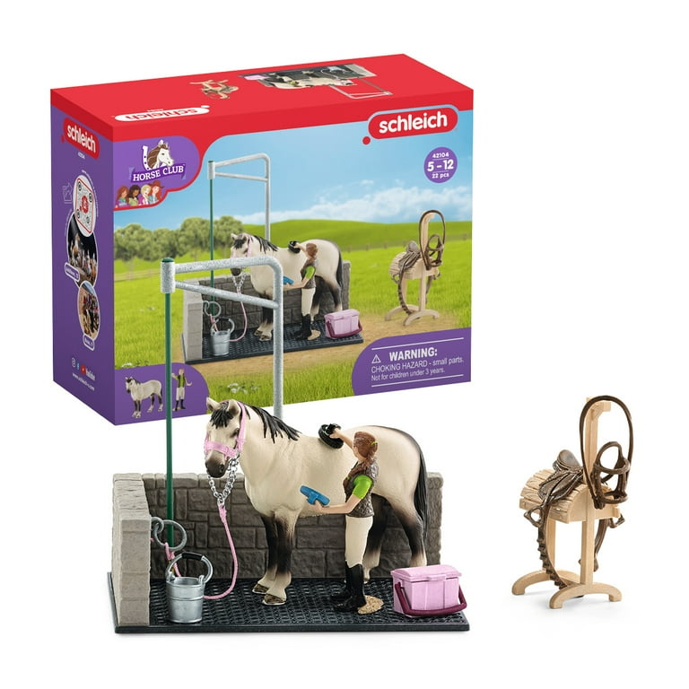 Schleich Horse Club: Horse Wash Area Set with Horse Figurine