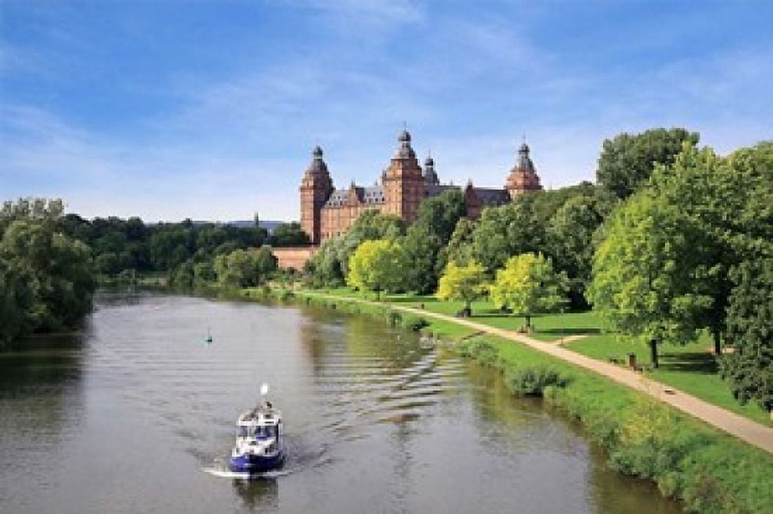 Schloss Johannesburg Aschaffenburg Germany Canvas Art - Miva Stock DanitaDelimont (26 x 18)