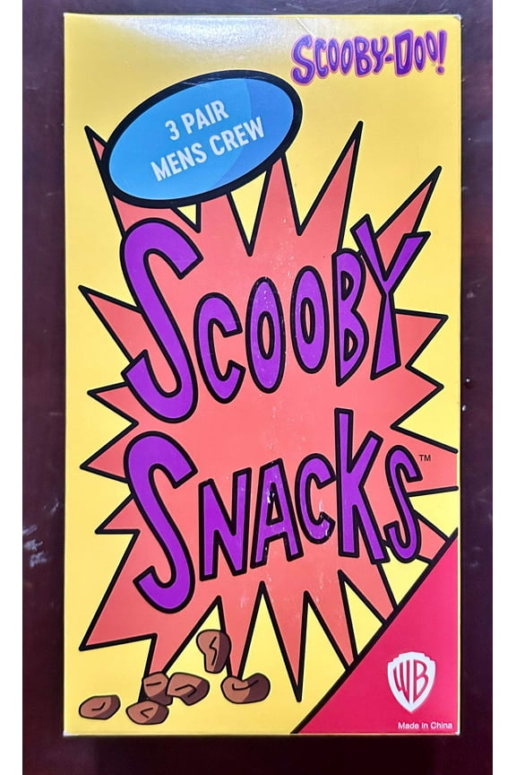 Scooby-Doo Men's 3-Pack of Crew Socks with Novelty Gift Box, Sizes 8-12