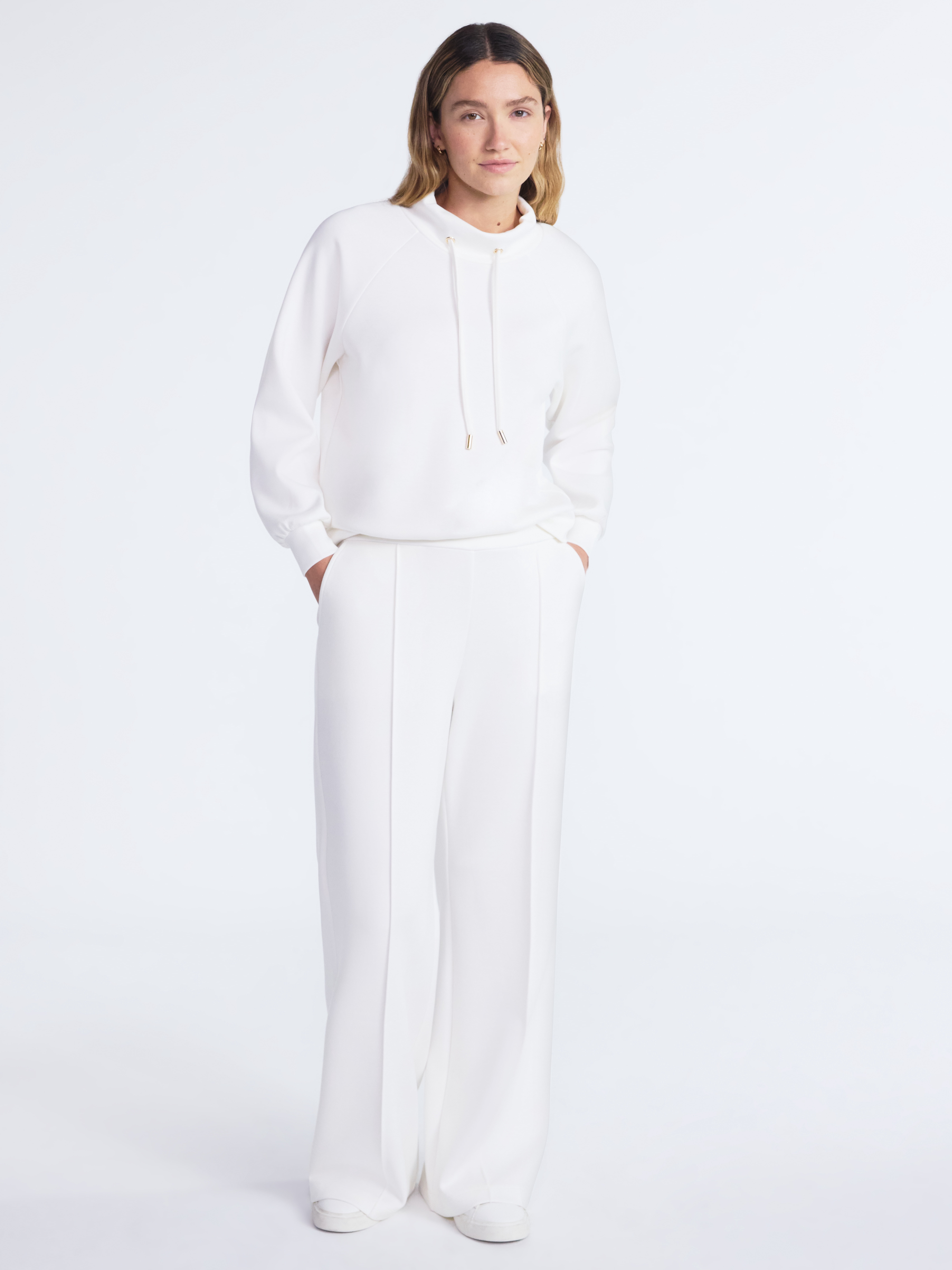 Scoop Women’s and Women’s Plus New Scubaknit Seamed Sweatpants, Regular and Short Lengths, Sizes XS-4X