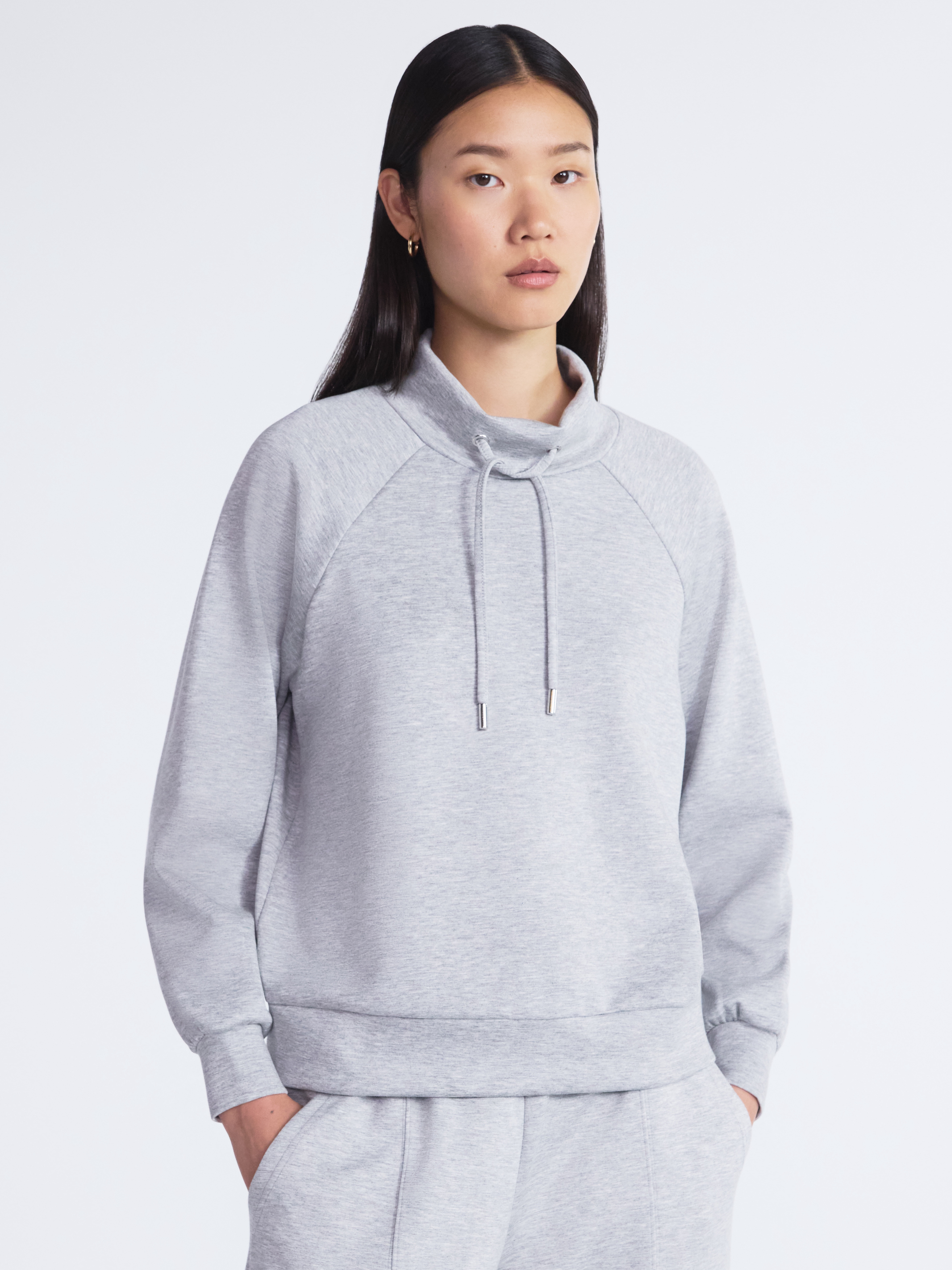 Scoop Women's and Women's Plus New Scubaknit Funnel Neck Sweatshirt, Sizes XS-4X