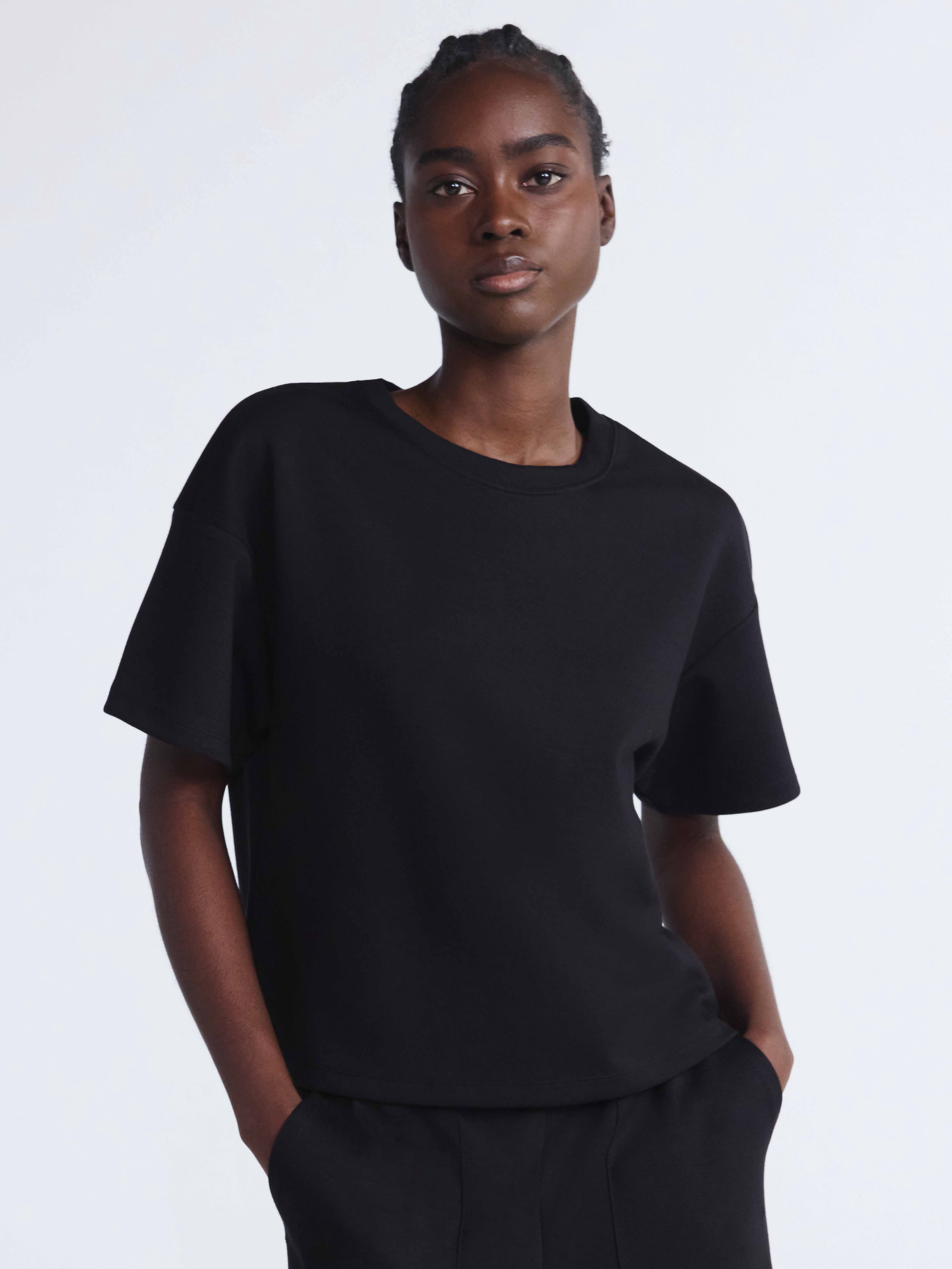 Scoop Women's and Women's Plus Scubaknit Tee with Short Sleeves, Sizes XS-4X
