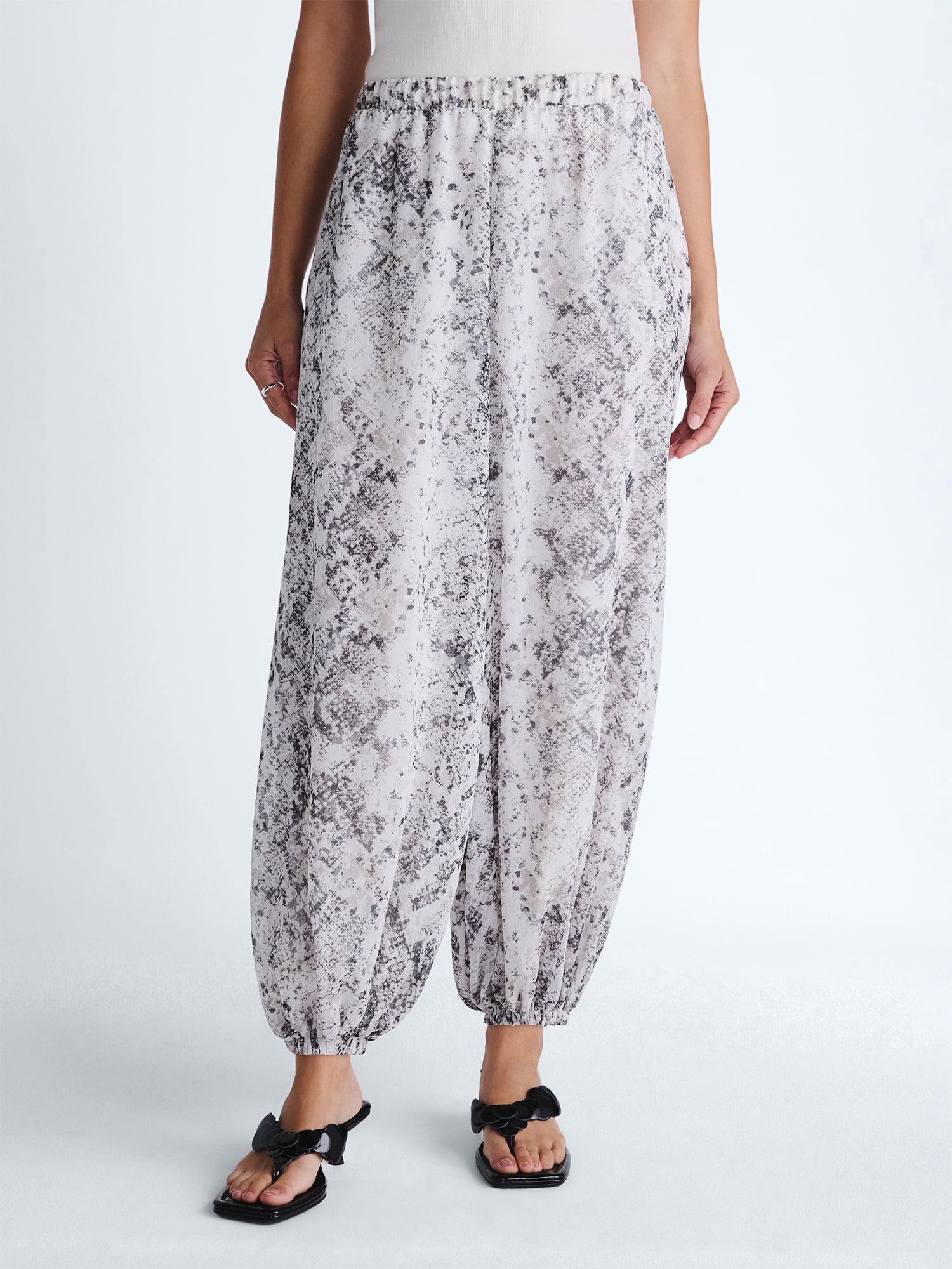 Scoop Women's and Women's Plus Pull on Harem Pant, Sizes XS-4X