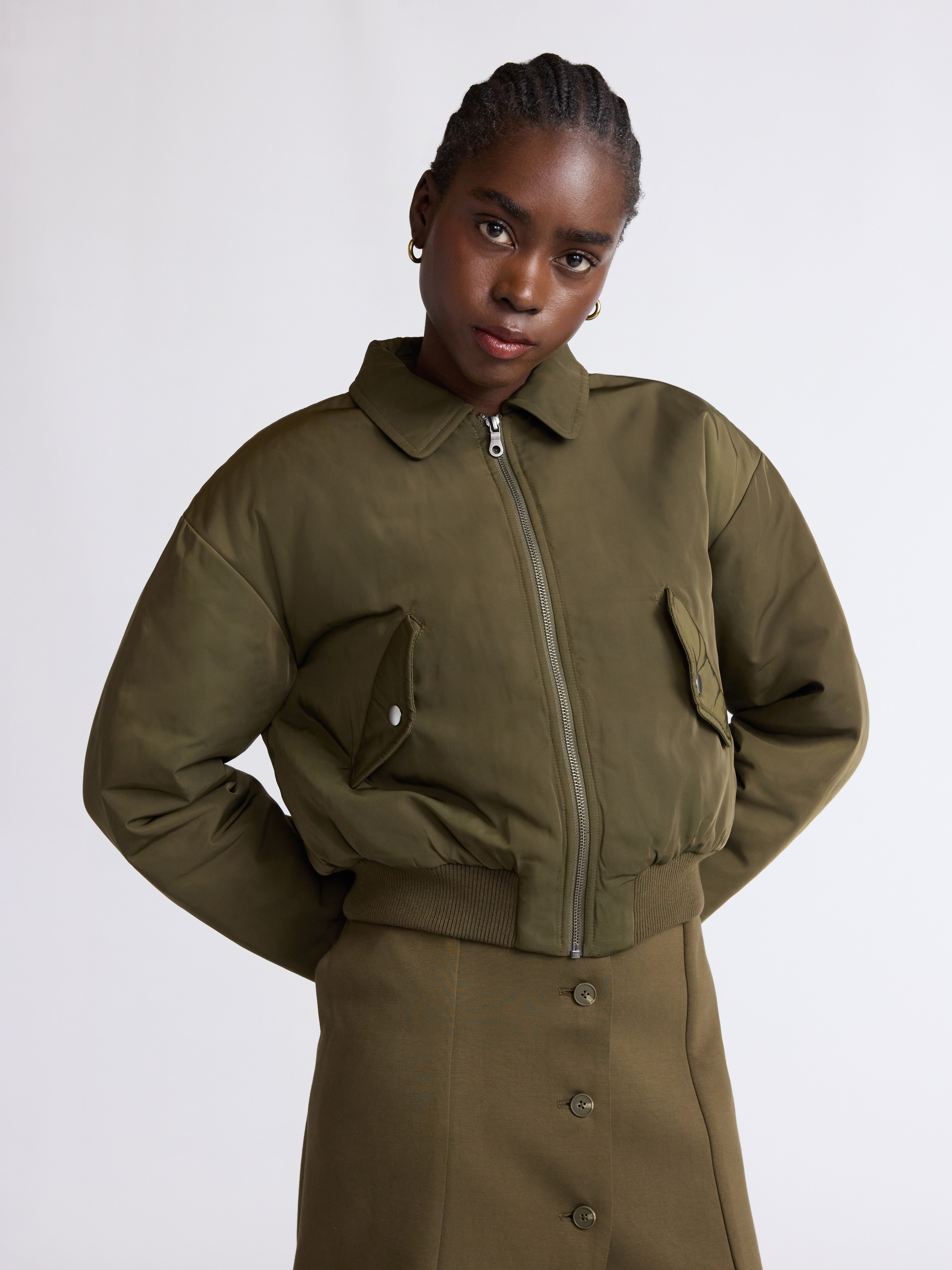 Scoop Women's Crinkle Faux Patent Leather Cropped Bomber