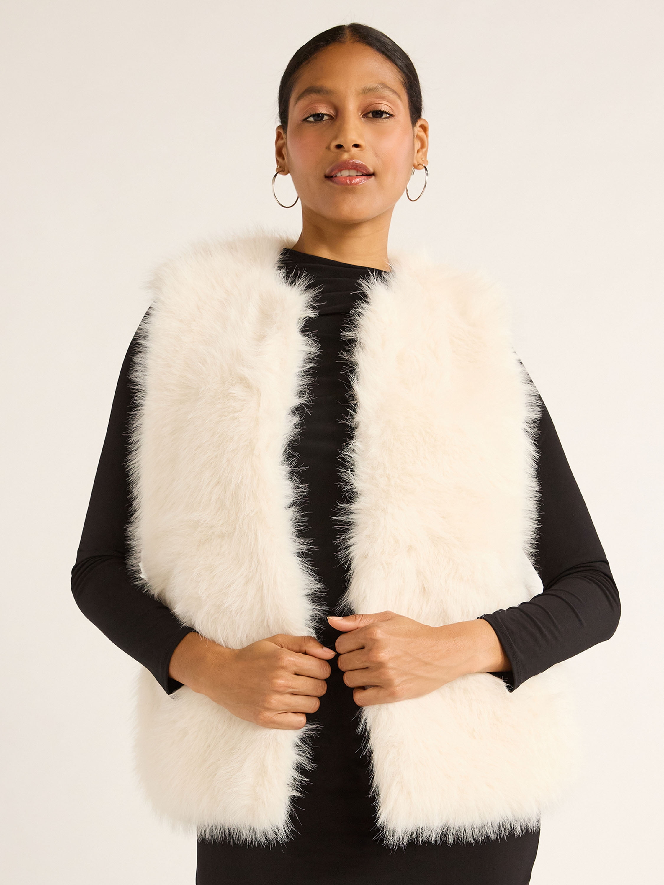 Scoop Women s Faux Fur Vest Sizes XS XXL Walmart