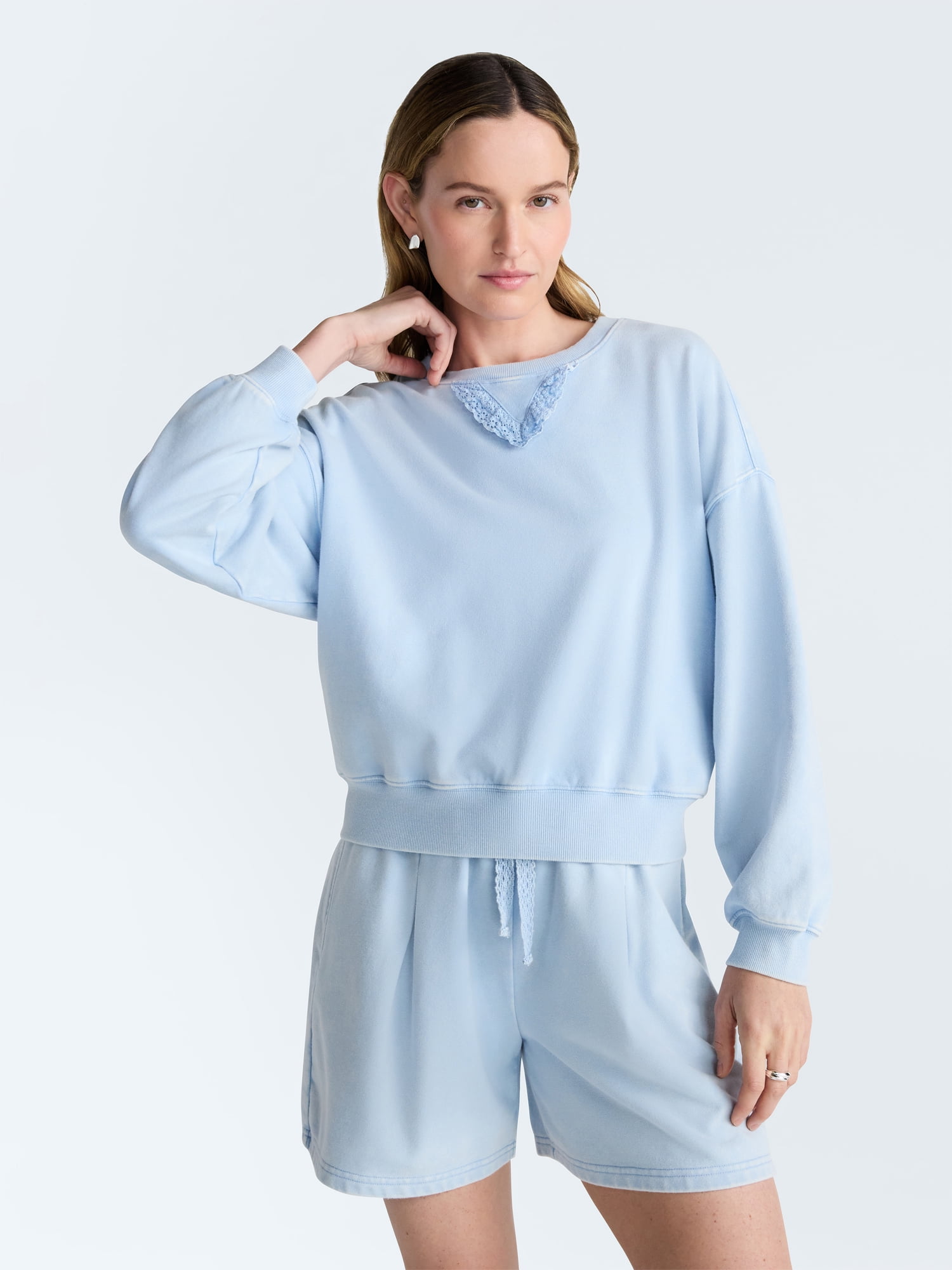Scoop Women's Mineral Wash Cropped Crewneck Sweatshirt, Sizes XS-XXL