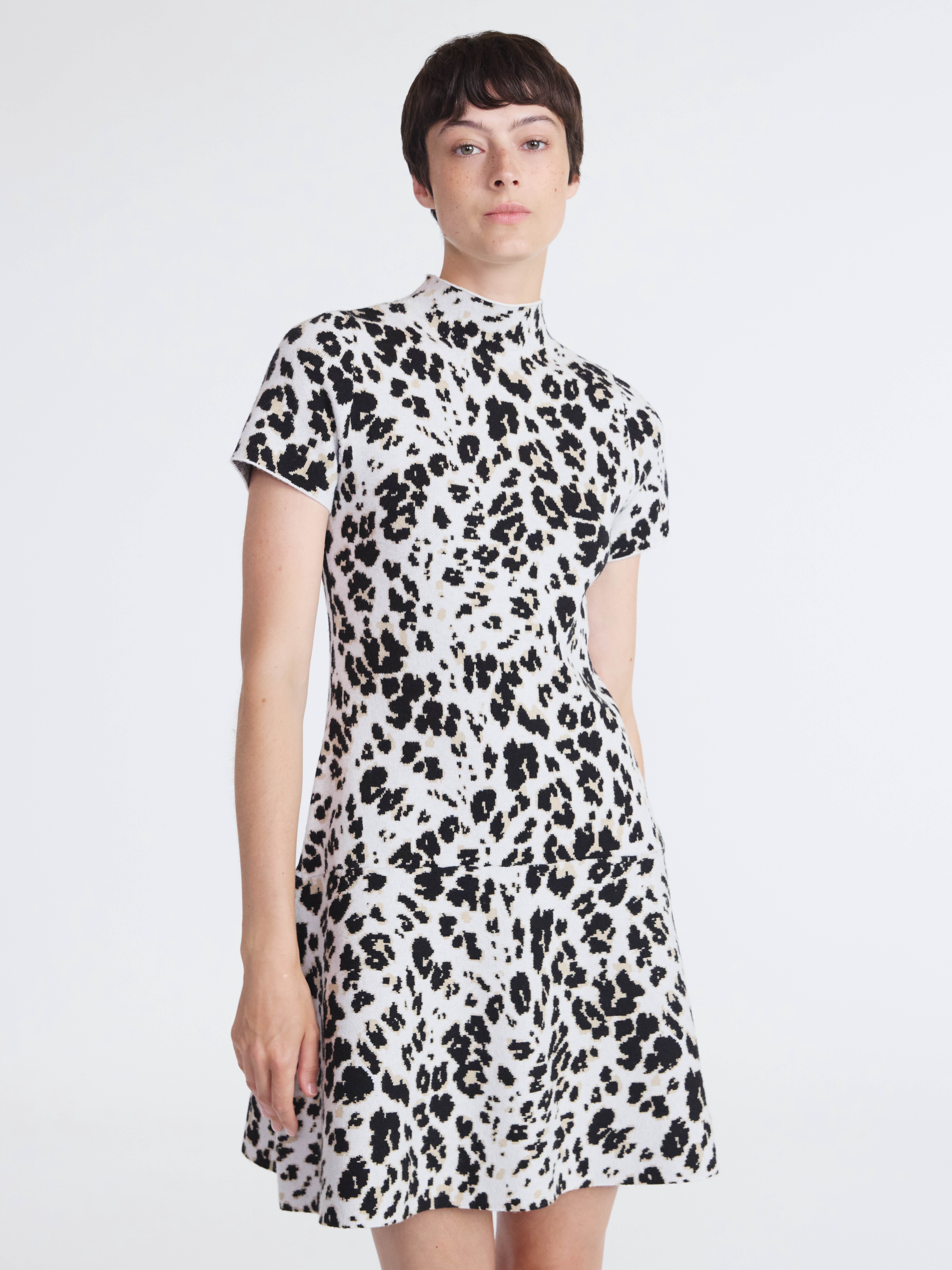 dress jacquard sweater woman Scoop Women's and Women’s Plus Fit and Flare Dress, Sizes XS-4X complemented by set Floral Jacquard Sweater Dress