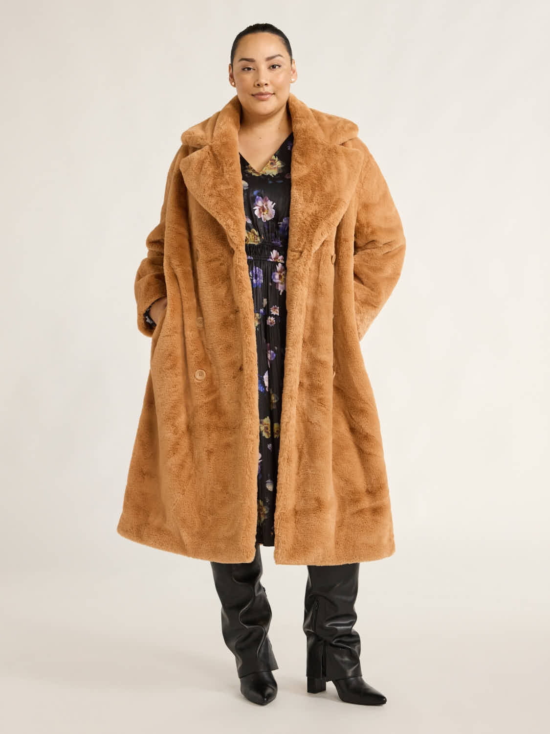 Scoop Women's & Women's Plus Faux Fur Oversized Maxi Coat
