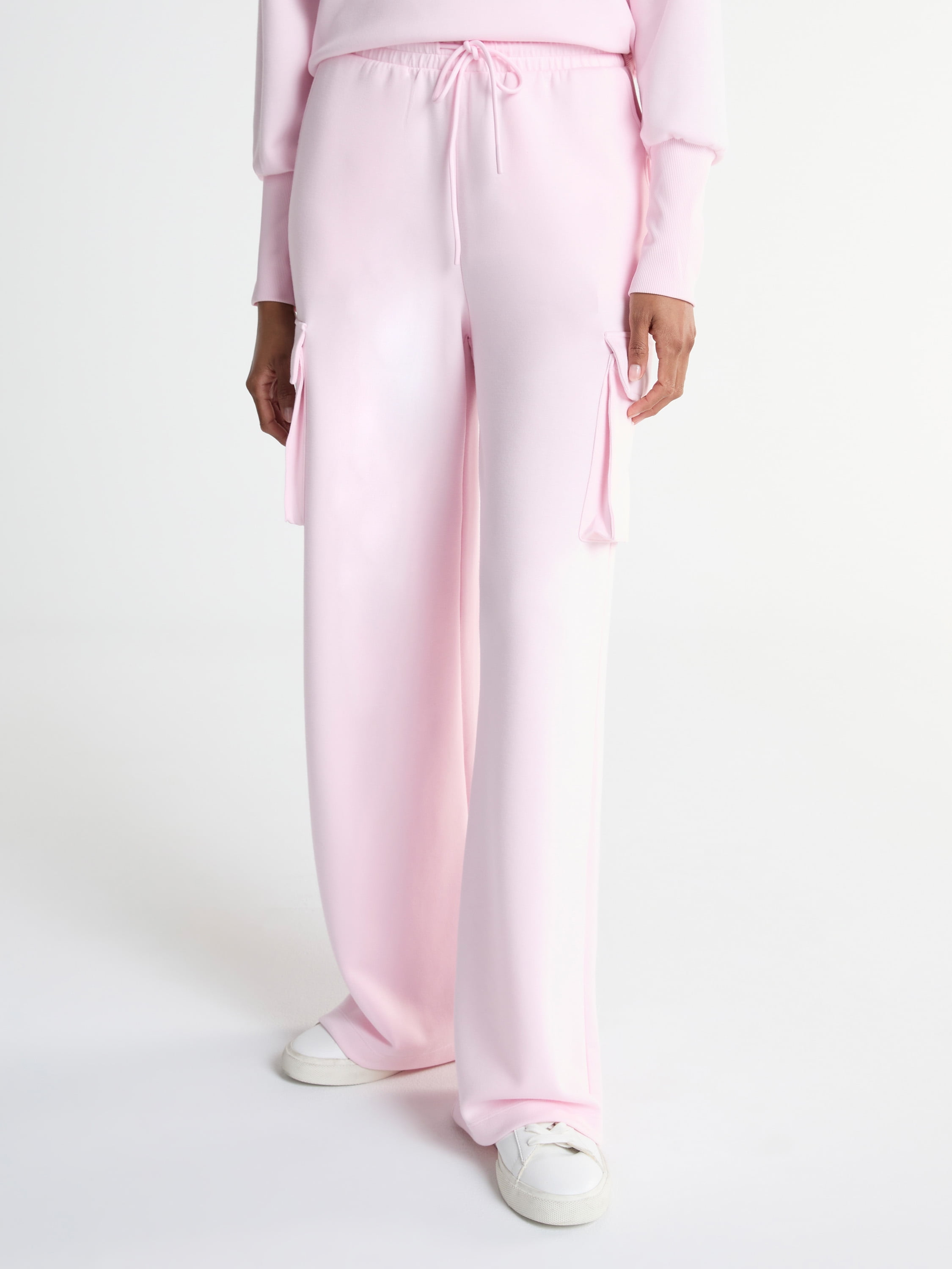 Scoop Women’s and Women’s Plus Scubaknit Wide Leg Cargo Sweatpants, Sizes XS-4X