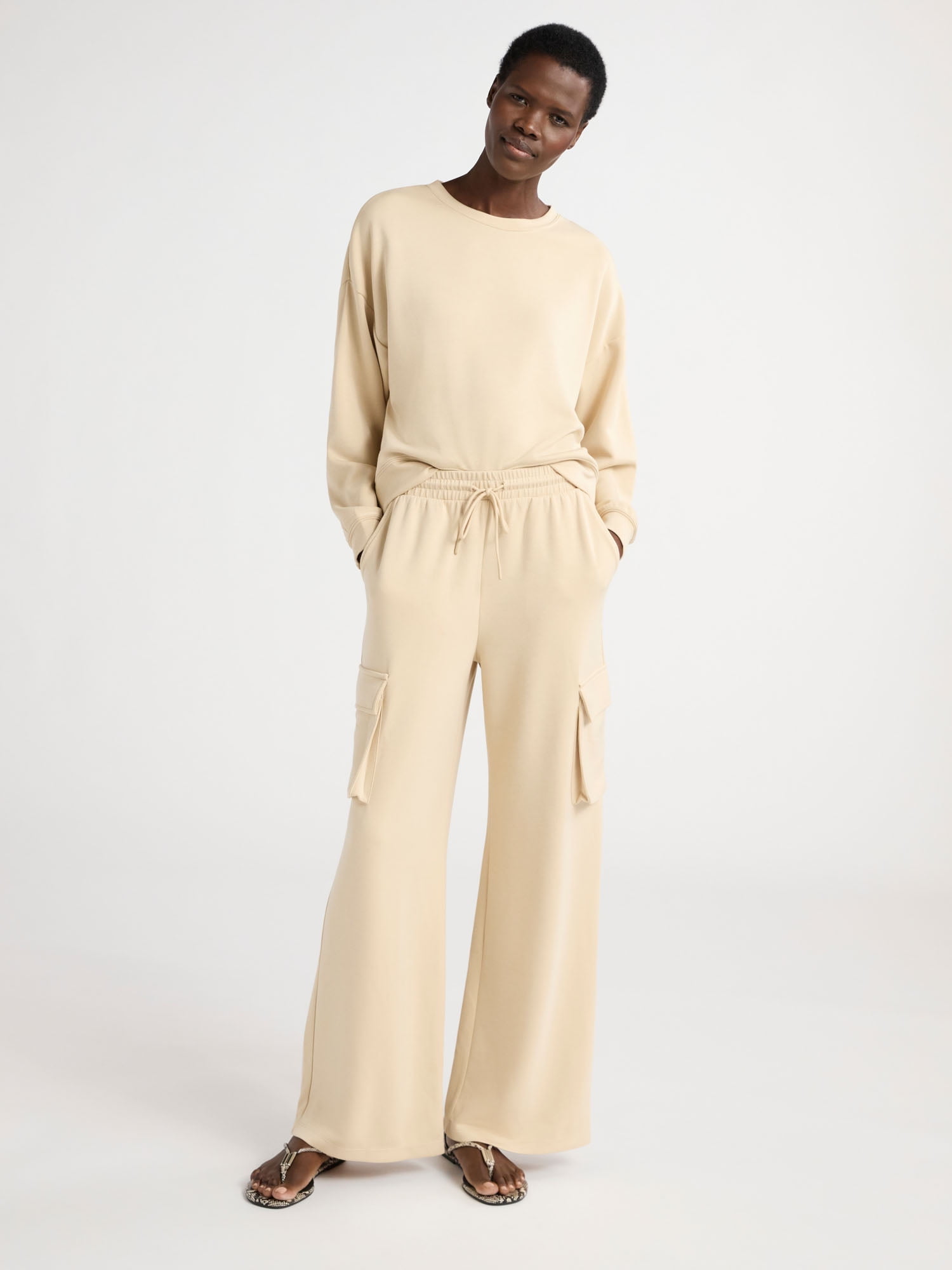 Walmart promo code:  Scoop Women’s and Women’s Plus Scubaknit Wide Leg Cargo Sweatpants, Sizes XS-4X