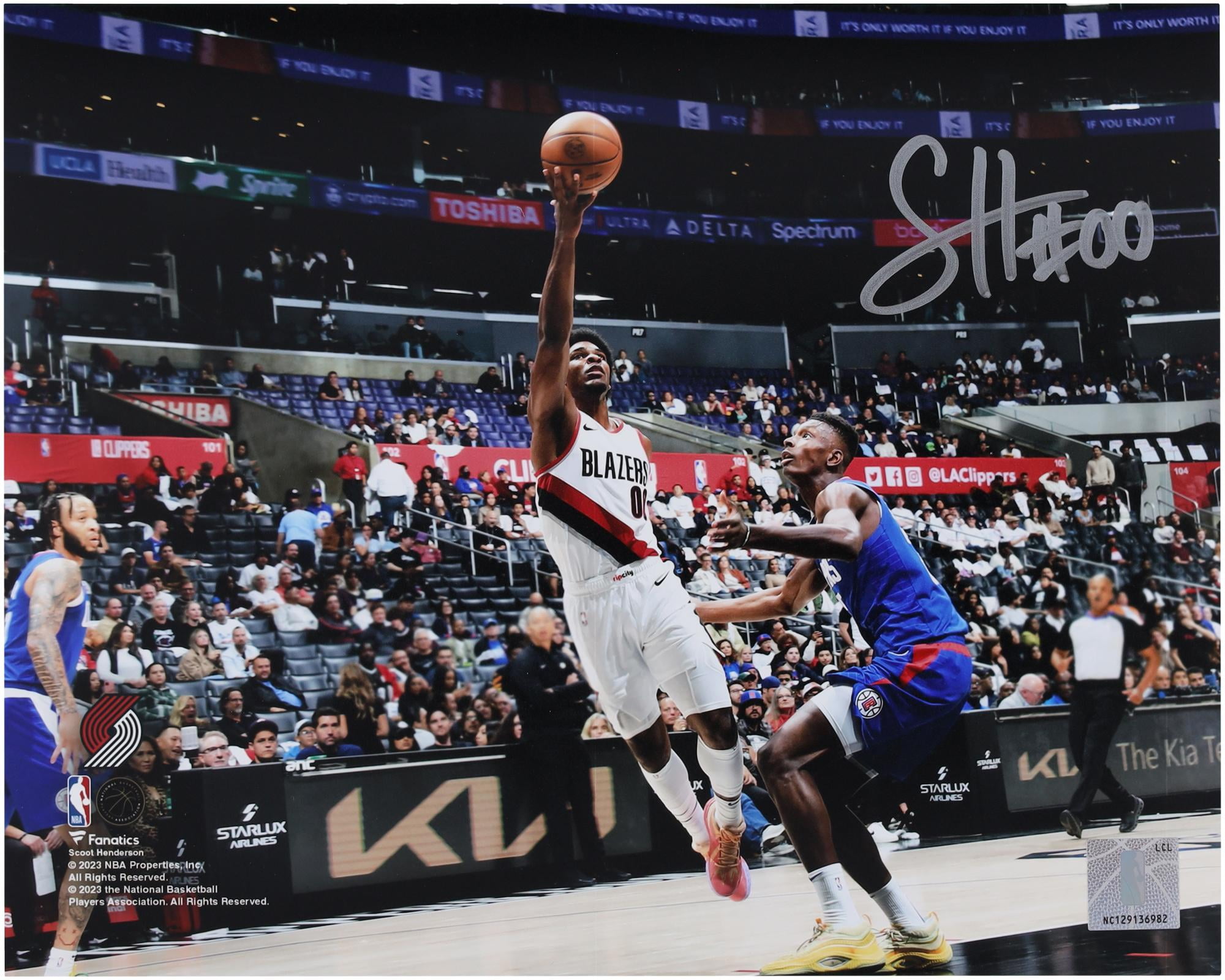 Scoot Henderson Portland Trail Blazers Autographed 8" x 10" Layup Vs. Los Angeles Clippers Photograph - Fanatics Authentic Certified