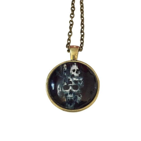Screaming Skulls and Ghosts Dome Pendant Necklace Movie Fan Fashion Gift Jewelry