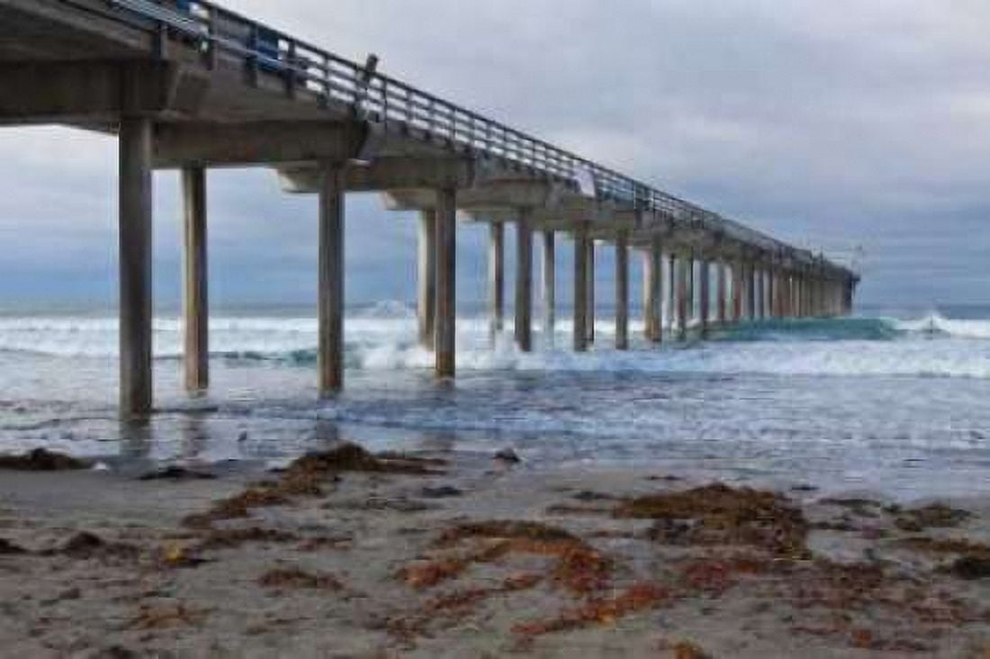 Scripps Pier II Canvas Art - Lee Peterson (12 x 18)