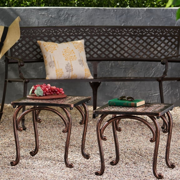 Scrollwork Accent Table / Adds Elegance to Outdoor Spaces