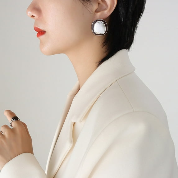 Sdmnsg-T Gold Statement Chunky Stud Earrings for Women，Geometric Square Textured Vintage Trendy Jewelry