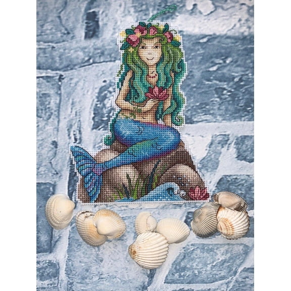 Sea Beauty SR-464 Plastic Canvas Counted Cross-Stitch Kit