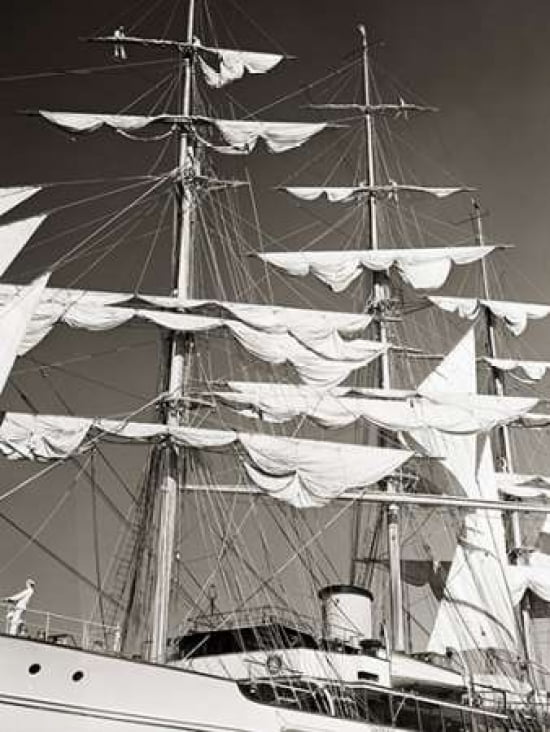 Sea Cloud 2-1939 Canvas Art - Mystic Seaport (18 x 24)
