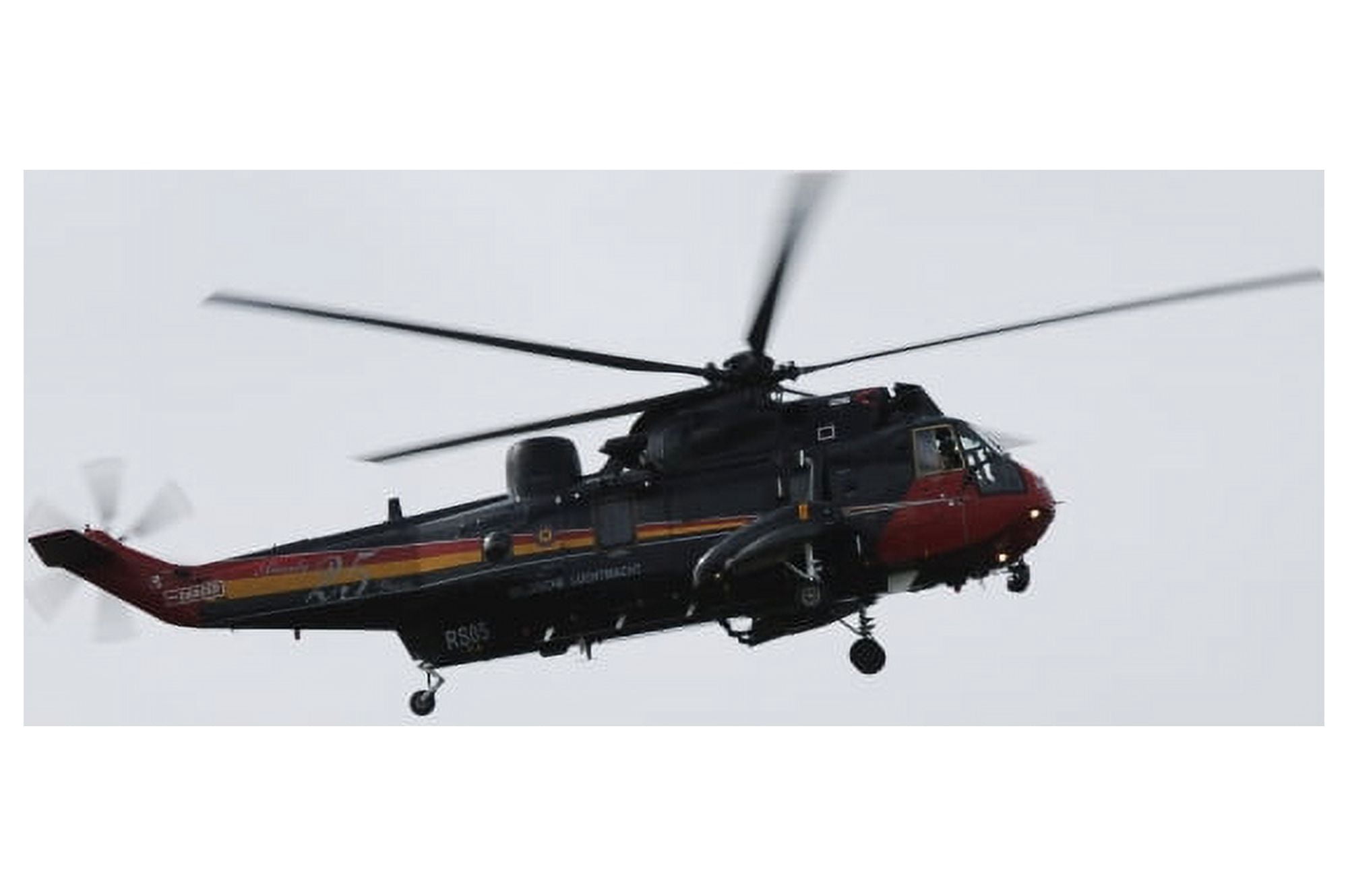 Sea King helicopter of the Belgian Army in flight Canvas Art - Luc De JaegerStocktrek Images (34 x 23)