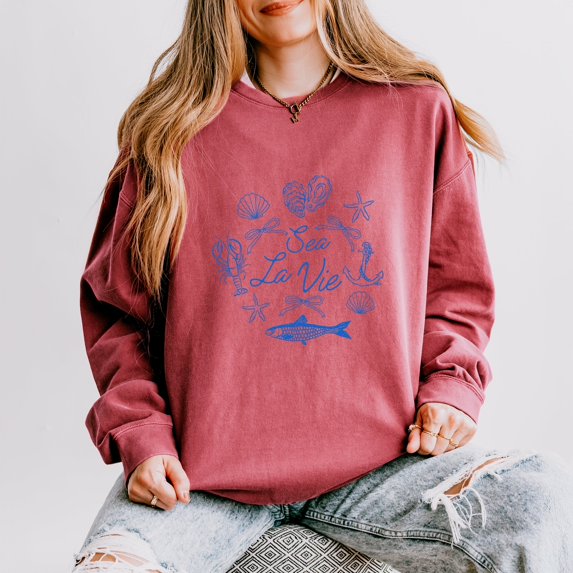 Sea La Vie Collage - Women's Lightweight Garment Dyed Sweatshirt