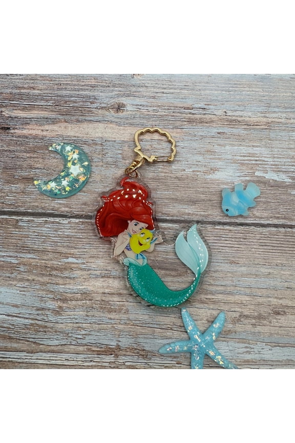 Sea Princess Epoxy Keychain / Fairytale Sea Fantasy Keychain (1 keychain)