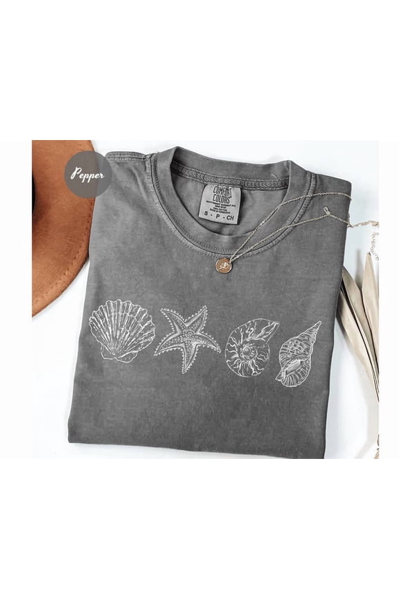 Sea Shell Shirt Beach Shirt Summer Shirt Ocean Lover Gift Sea Shell Tee Cute Sea Animal Tee Beach Woman Shirt